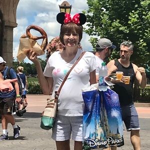 Meet your Posher, Nancy